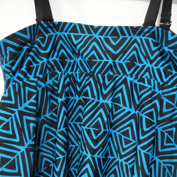 CACTUS | 1X | Geometric Blue and Black Tankini Top - Picture 9 of 13